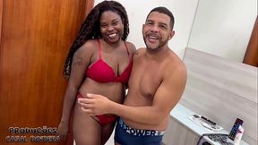 Na primeira vez da safada Xandelle no porno ela tambem fez sua primeira Dp e acabou com a cara coberta de leite