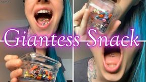 Giantess Snack wmv