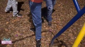 na praca da cidade dando a buceta e mamando os motoboy ifood - levamos muita porra na boca - casal da praia ofc - nicoly mattos - lukas zaad - dai da praia - paulinho da praia grande