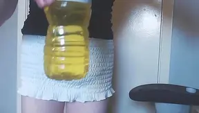 Exhibitionist Pees Publicly, Flaunting Tight Booty — SkinnyFemboyOso 18+