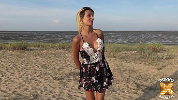 Lylou a une envie soudaine de sexe hard