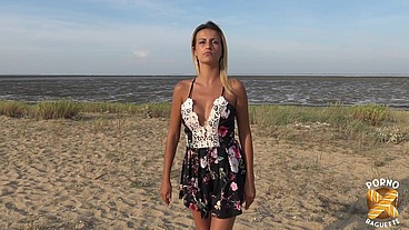 Lylou a une envie soudaine de sexe hard