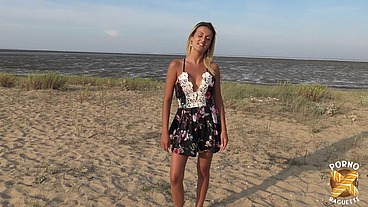 Lylou a une envie soudaine de sexe hard