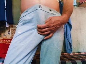 Old man mastrubation jerking off
