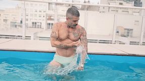 daddy brasileno xl usa mi agujero en su cuarto hasta llenar mi culo de leche!!