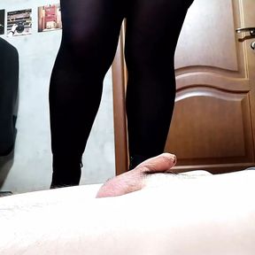 Strict curvy milf excited my dick and gave me hot golden nectar