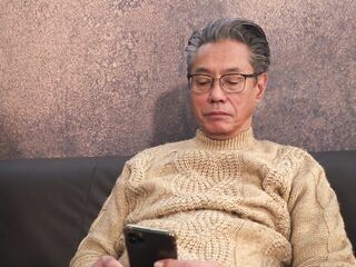 Lewd honey keeps grand-daddy awake