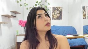 Triana Bloom Private Show