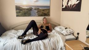 Nylon Und Heels Talk