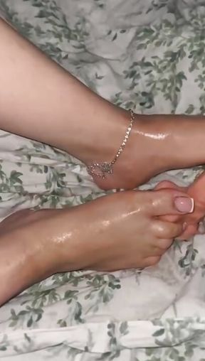 Latina Slut Rubs Her Feet on Huge Dick