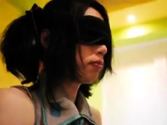 Japanese teen CD blindfold bj swallow