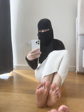 Quit lurking American subs . Give into Muslim world order