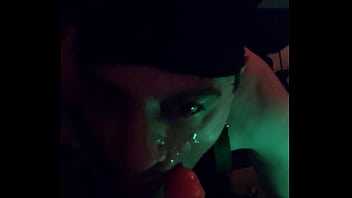 Deslechando un pene