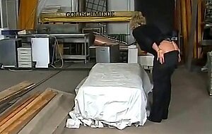 80s Sekretaerin im Lager