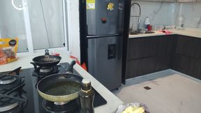 Cooking with Cummy Bear