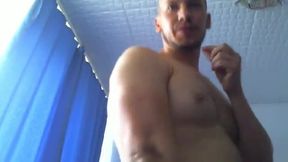 Remy Muscles Private Show