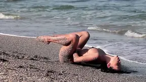 Stacked blonde wife fucked hard in amateur homemade threesome