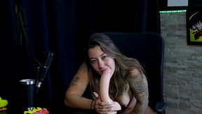 N&atilde_o faria alguns tipos de fetiches, gosta de uns brinquedinhos, e as pol&ecirc_micas do se pegaria... - Flor de Damiana (WATCH ON: SHEER/RED)