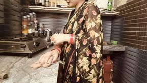 Tanya Bhabhi's Kitchen Me Romantic Chudai with Devar, in Clear Hindi Voice