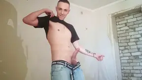 Jerking Off in the Haunted Hallway: Roman Gisychs Steamy Bi Fantasies – 18+