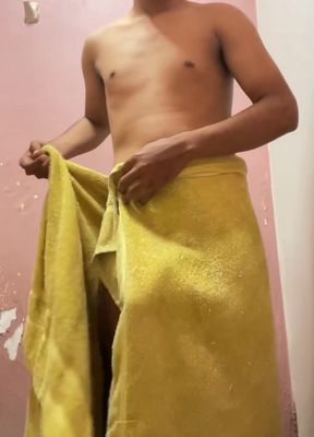 Young Vergon About to Take a Bath Sends Video to His Girlfriend