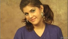 Brunette beauty enchants with sultry charm in daring toy solo play