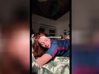 18YO FC BARCELONA FAN SQUIRTS ON LIVE STREAM *ACCIDENT*