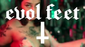 Foot Fetish & Piss Play