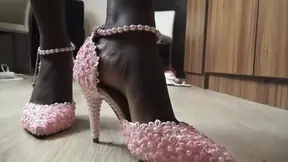 Ebony princess shoe play! Estrellas shoe show! Clean my old and new shoes!