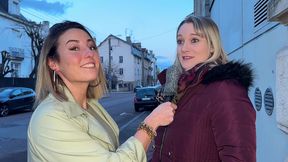 kelly se retrouve dans un plan a 3 tres excitant !