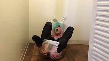 Sexy Bunny Girl Likes Feeling Deep Cocks