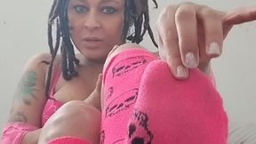 dolliehead feet fetish