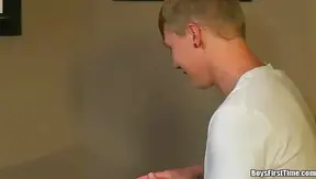 Muscular Bear Gobbles Huge Dick in Hot Real-Life Gay Encounter – RealityDudes