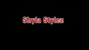 shyla stylez deep throats big cock gloryhole cumshot