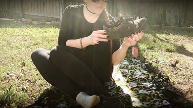 Long Outdoor Foot Worship Pov Of Her Feet With Smelly Socks Ans Vans