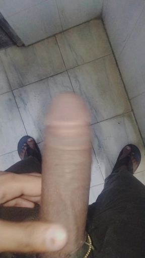 Hardcore masturbation by dig dick.