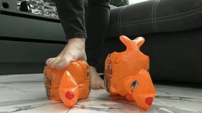 Crushed them one by one MP4 FULL HD 1080p