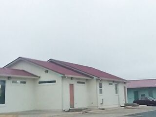 OMG HER SPOUSE DONE PULLED UP TO OUR HOTEL ROOM!!!!