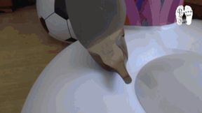Inflatabes under Buffalo high heel Boots 2