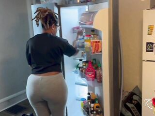 THICK ass hotty meets a nerdy stranger at the store and takes him home