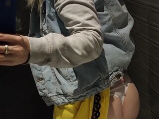 A cute mother i'd like to fuck, café masturbation