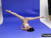 Show of Flexyteen Markova continues