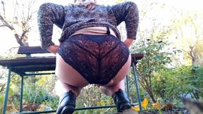 My stepmother's hot spring of incredible pleasure