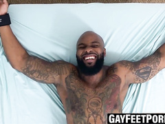 Hunky Dallas wakes to hairy guy tickling feet and armpits