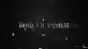 Body Oil Orgasm 2 - Mia Trejsi