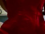 Hermosa MILF En Camison Rojo con Grandes Tetas Le Encanta Montar Mi Verga