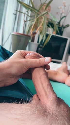 solo uncut foreskin play sexting session with big cumshot at the end