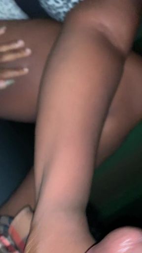 Watch this hot ebony upskirt get a public handjob and get rewarded with a steamy upskirt