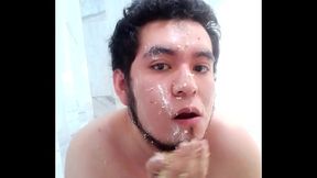 Masturbandome con torta.