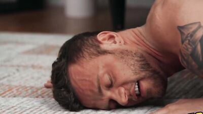 Two big buff hunks fuck balls deep on the floor